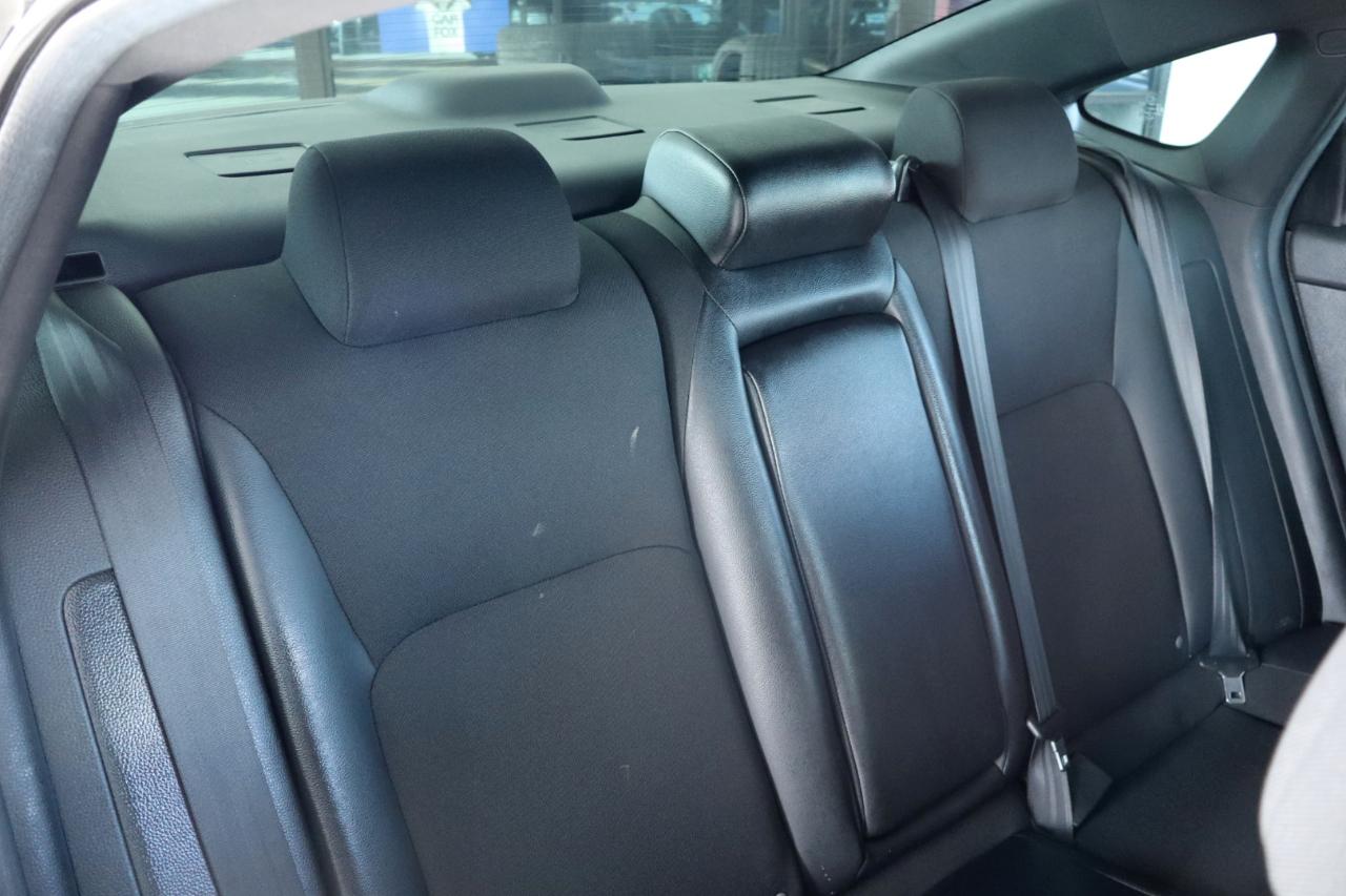 Honda Civic Sedan Sport CVT 2025