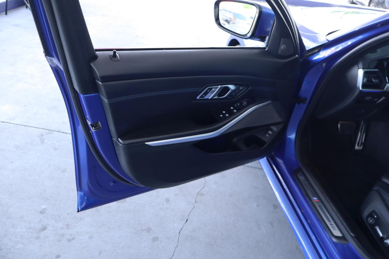 BMW 3 Series 330i Sedan 2019