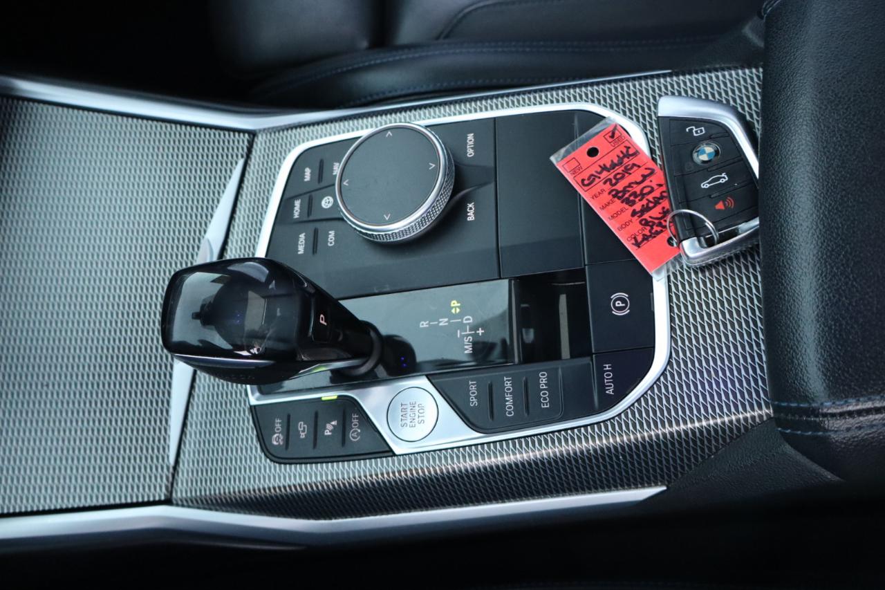 BMW 3 Series 330i Sedan 2019