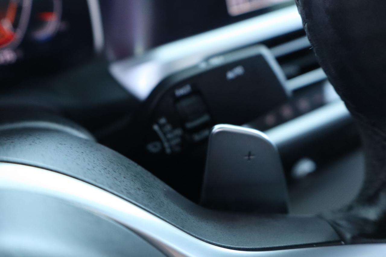 BMW 3 Series 330i Sedan 2019