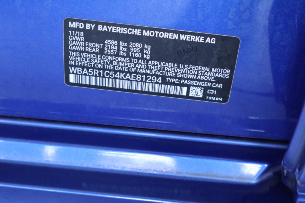 BMW 3 Series 330i Sedan 2019