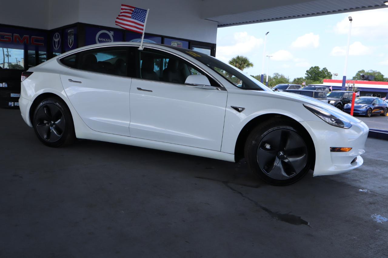 Tesla Model 3 Mid Range Battery RWD 2018