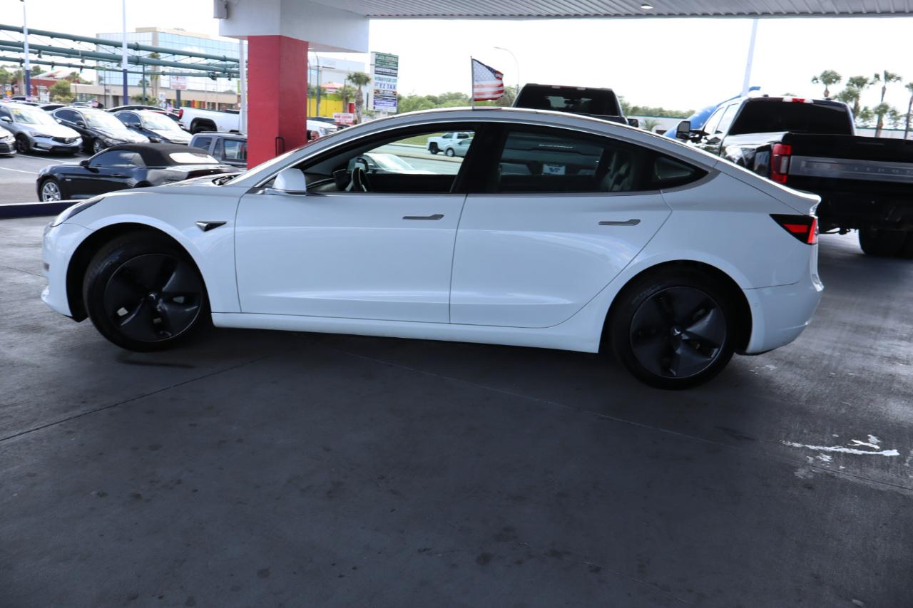 Tesla Model 3 Mid Range Battery RWD 2018