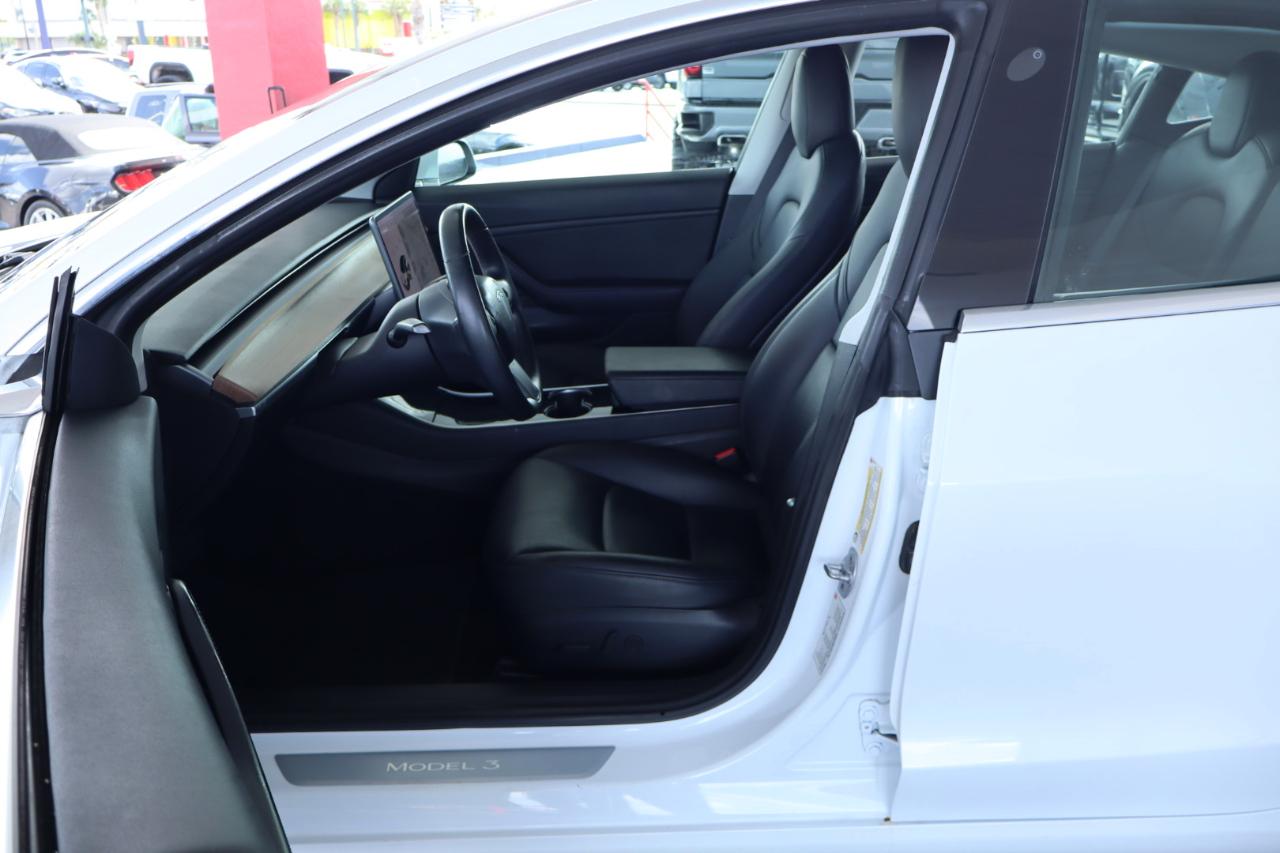 Tesla Model 3 Mid Range Battery RWD 2018