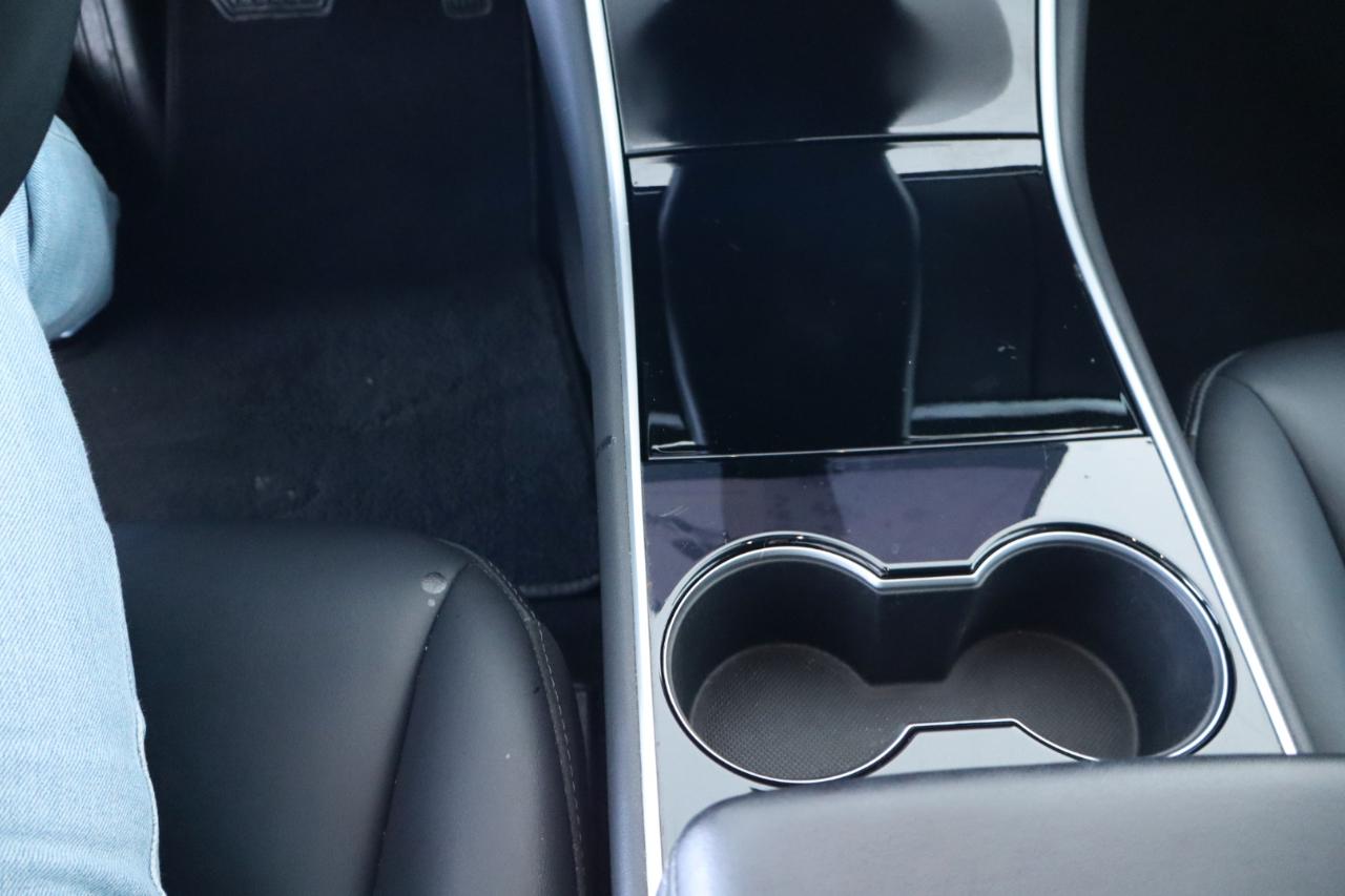 Tesla Model 3 Mid Range Battery RWD 2018