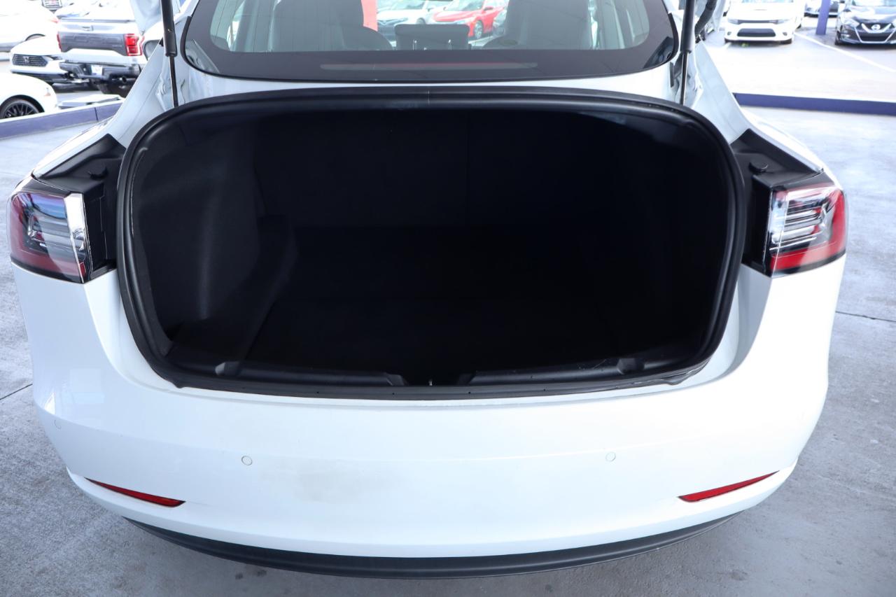 Tesla Model 3 Mid Range Battery RWD 2018