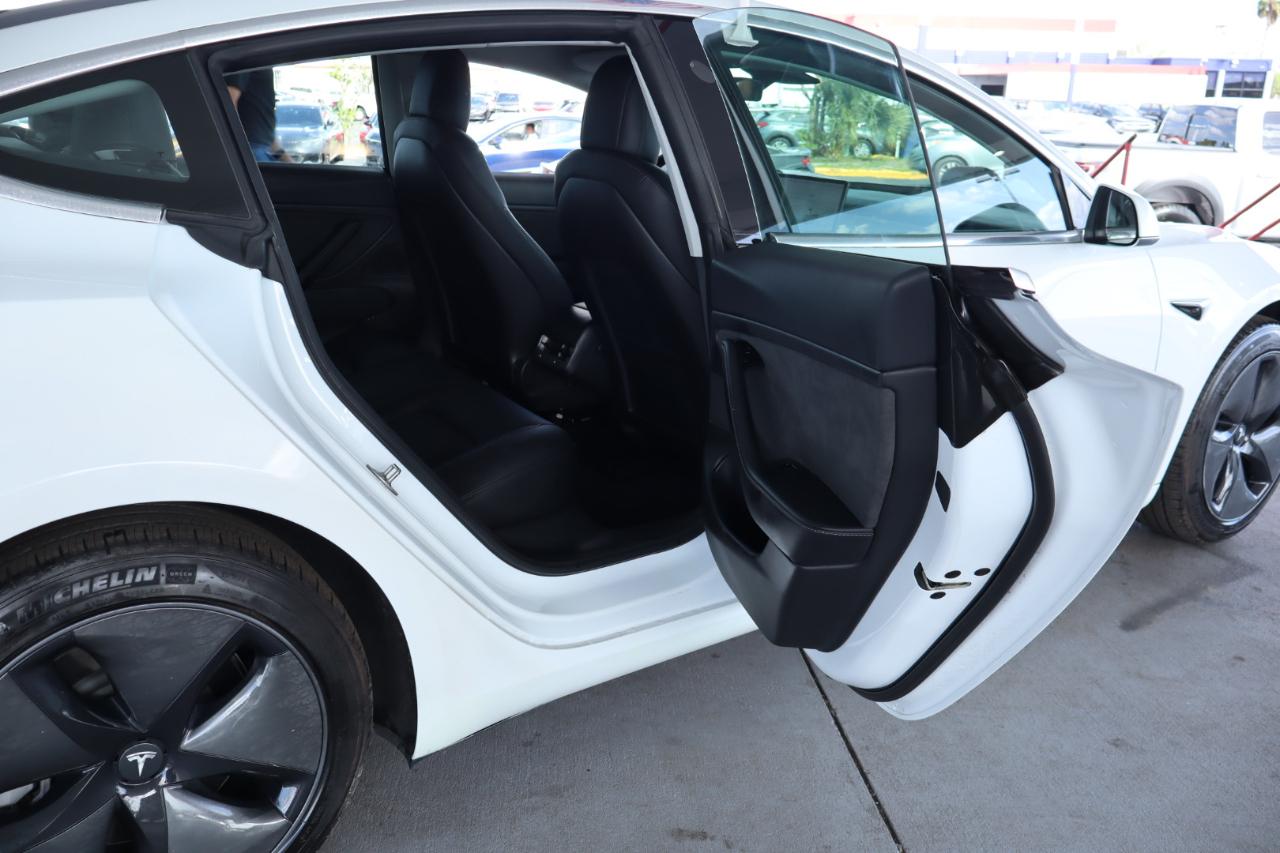 Tesla Model 3 Mid Range Battery RWD 2018