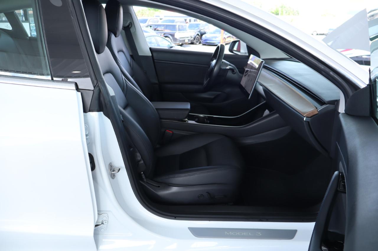 Tesla Model 3 Mid Range Battery RWD 2018