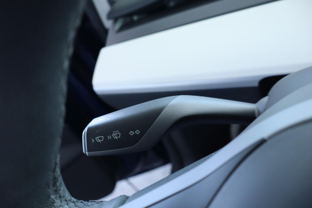 Tesla Model 3 RWD 2023