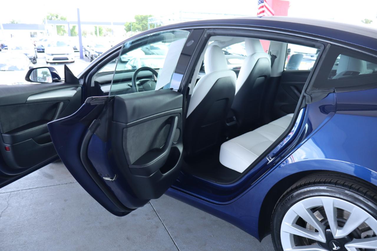 Tesla Model 3 RWD 2023