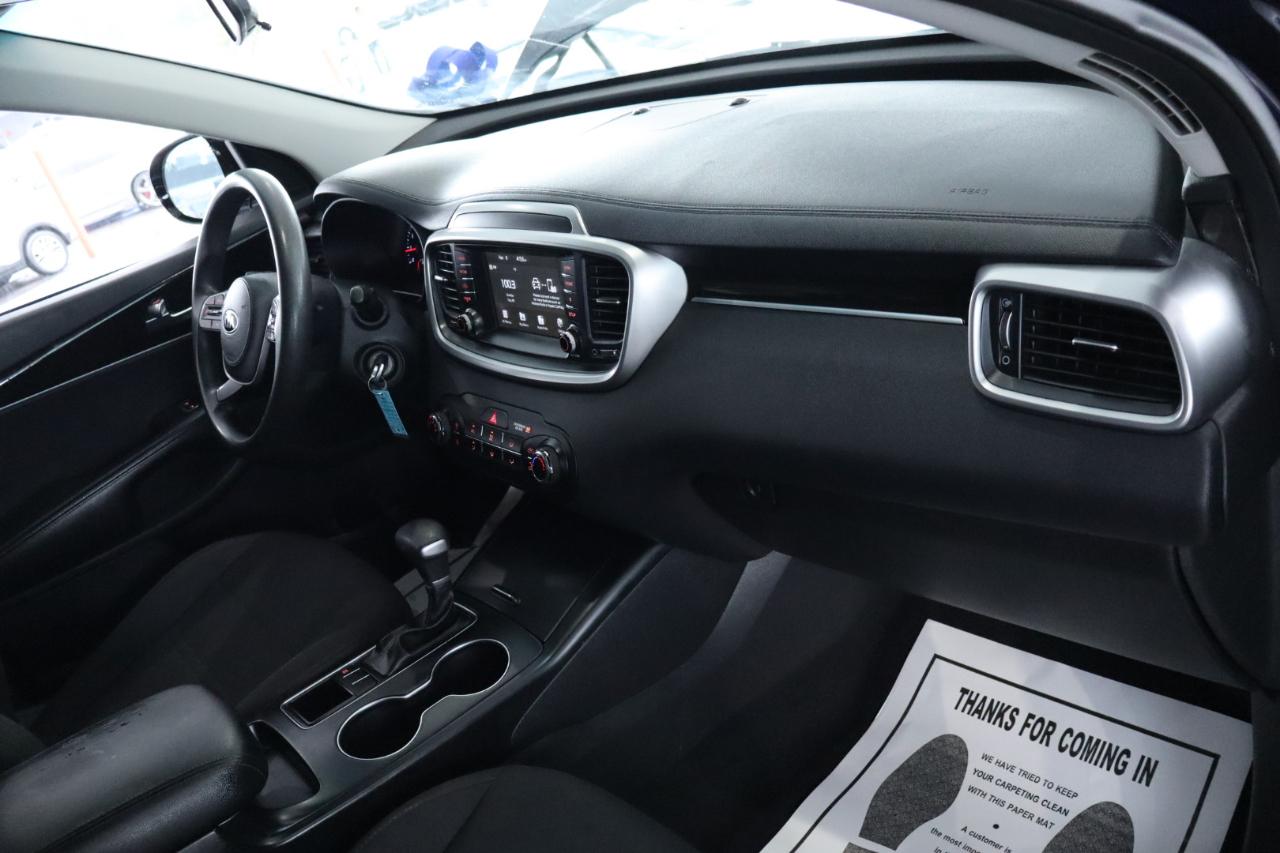 Kia Sorento LX FWD 2020