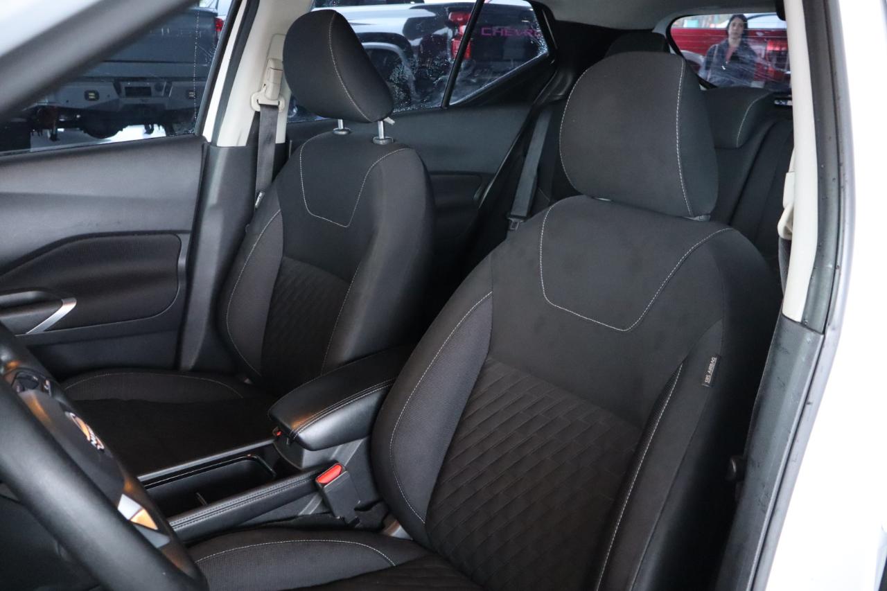 Nissan Kicks SV FWD 2021