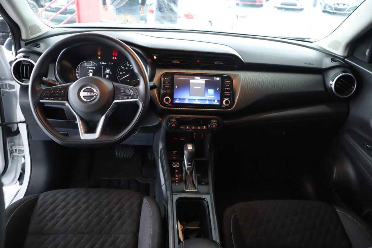 Nissan Kicks SV FWD 2021