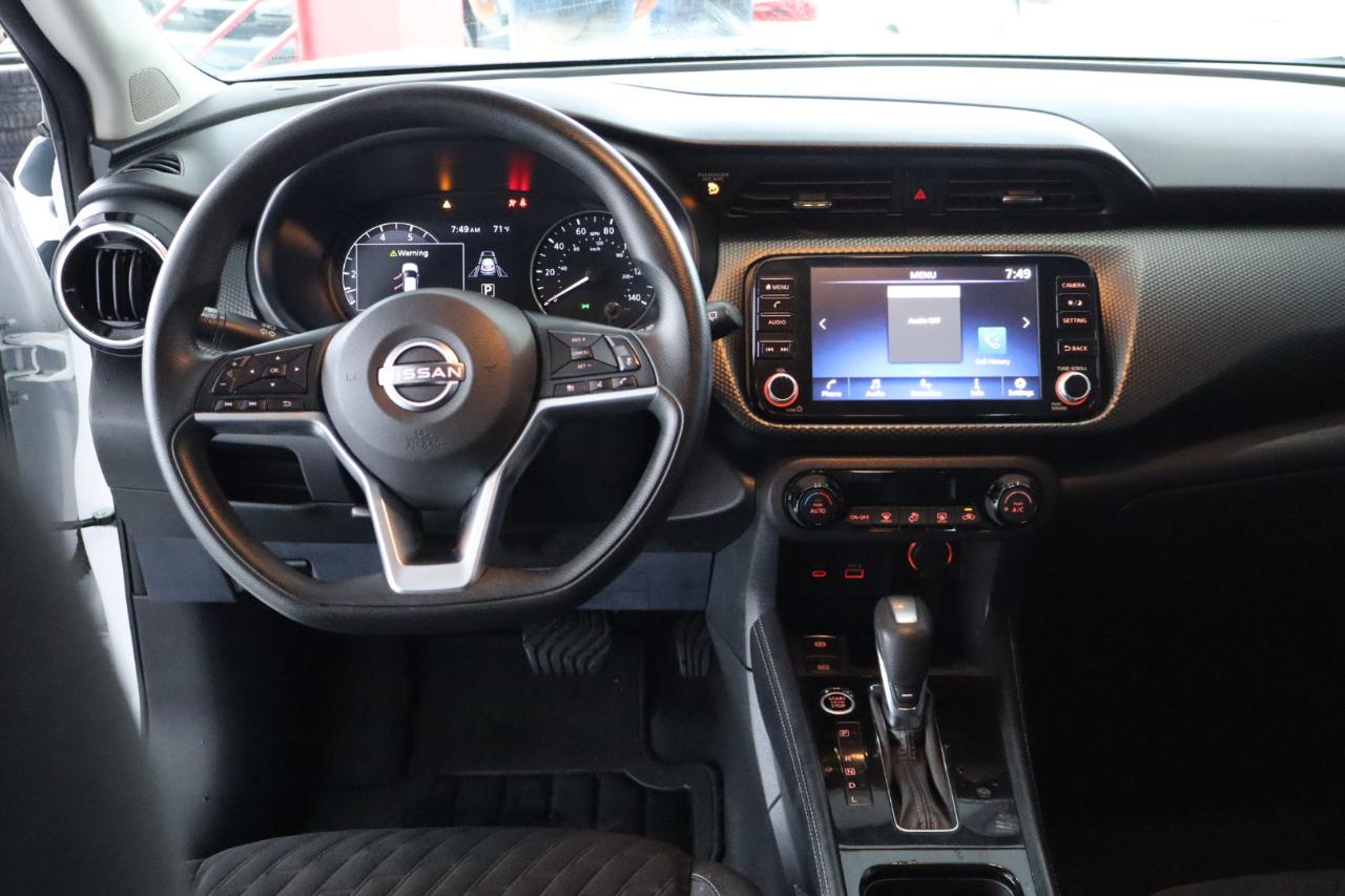 Nissan Kicks SV FWD 2021