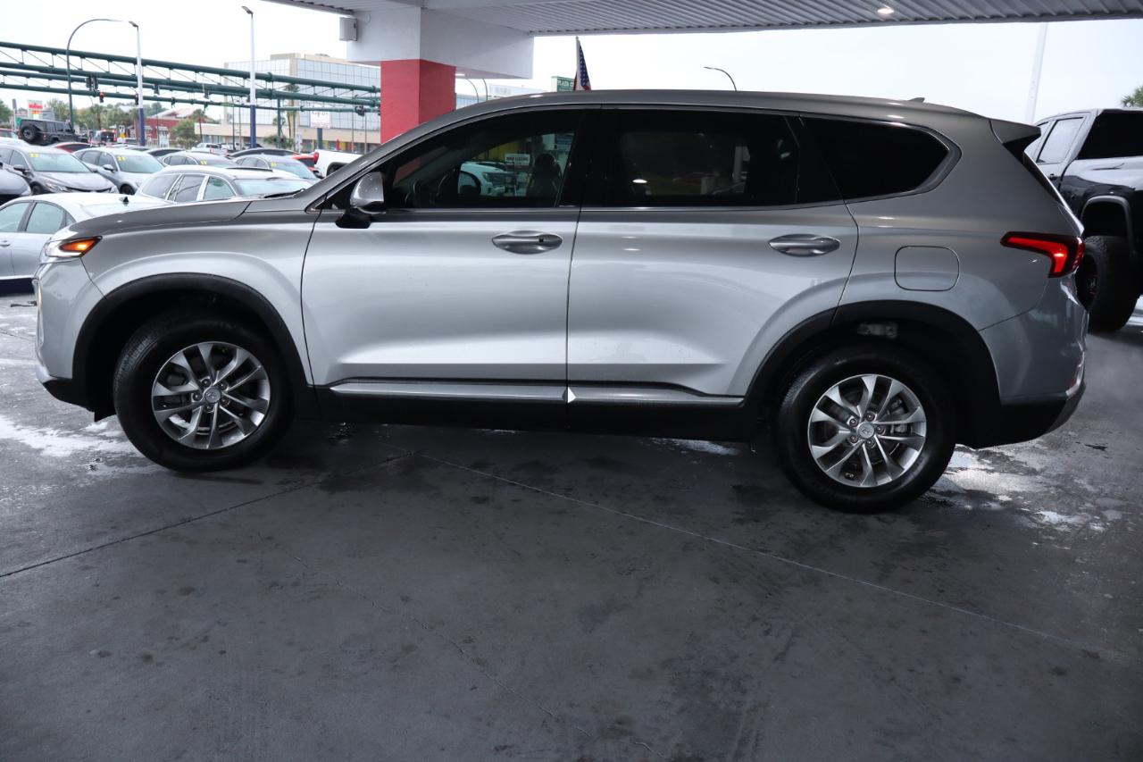 Hyundai Santa Fe SEL 2.4L Auto FWD 2020