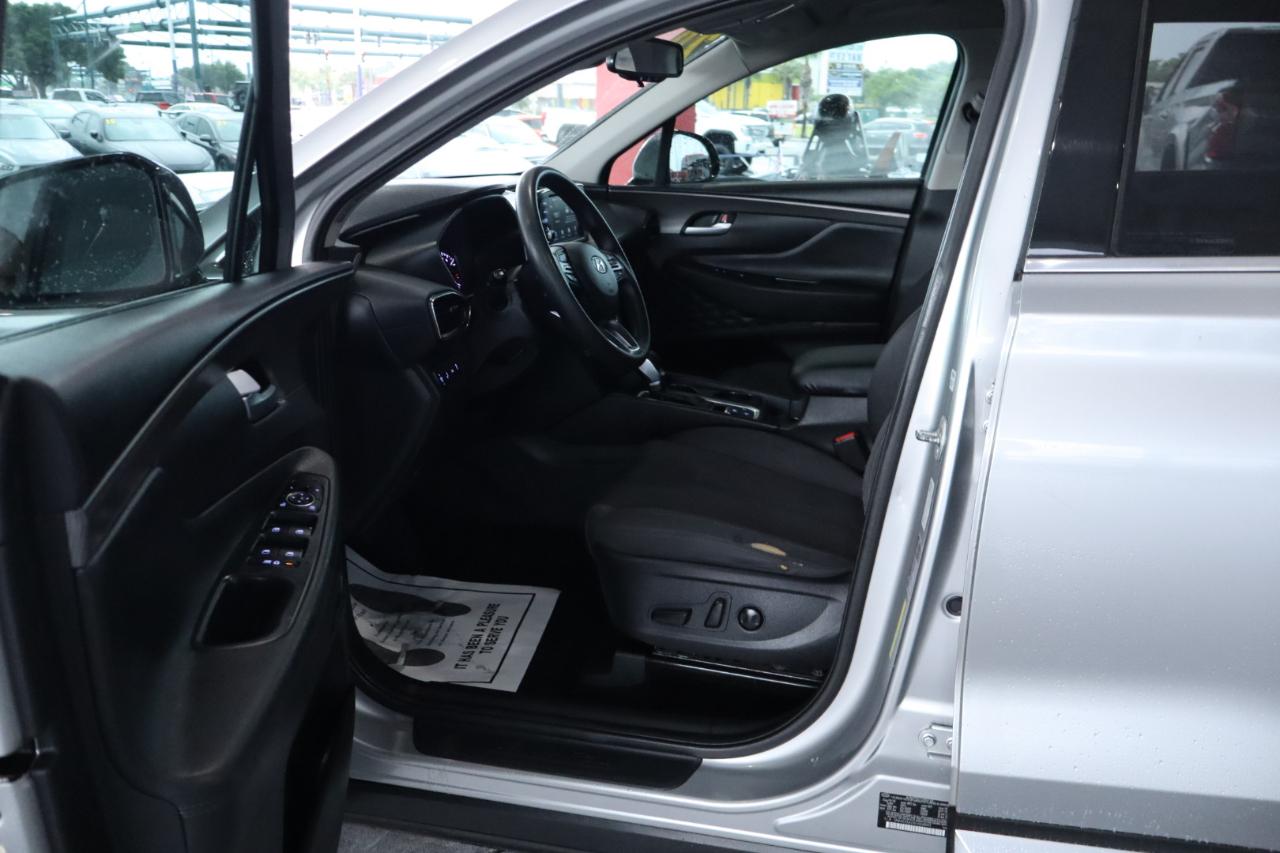 Hyundai Santa Fe SEL 2.4L Auto FWD 2020