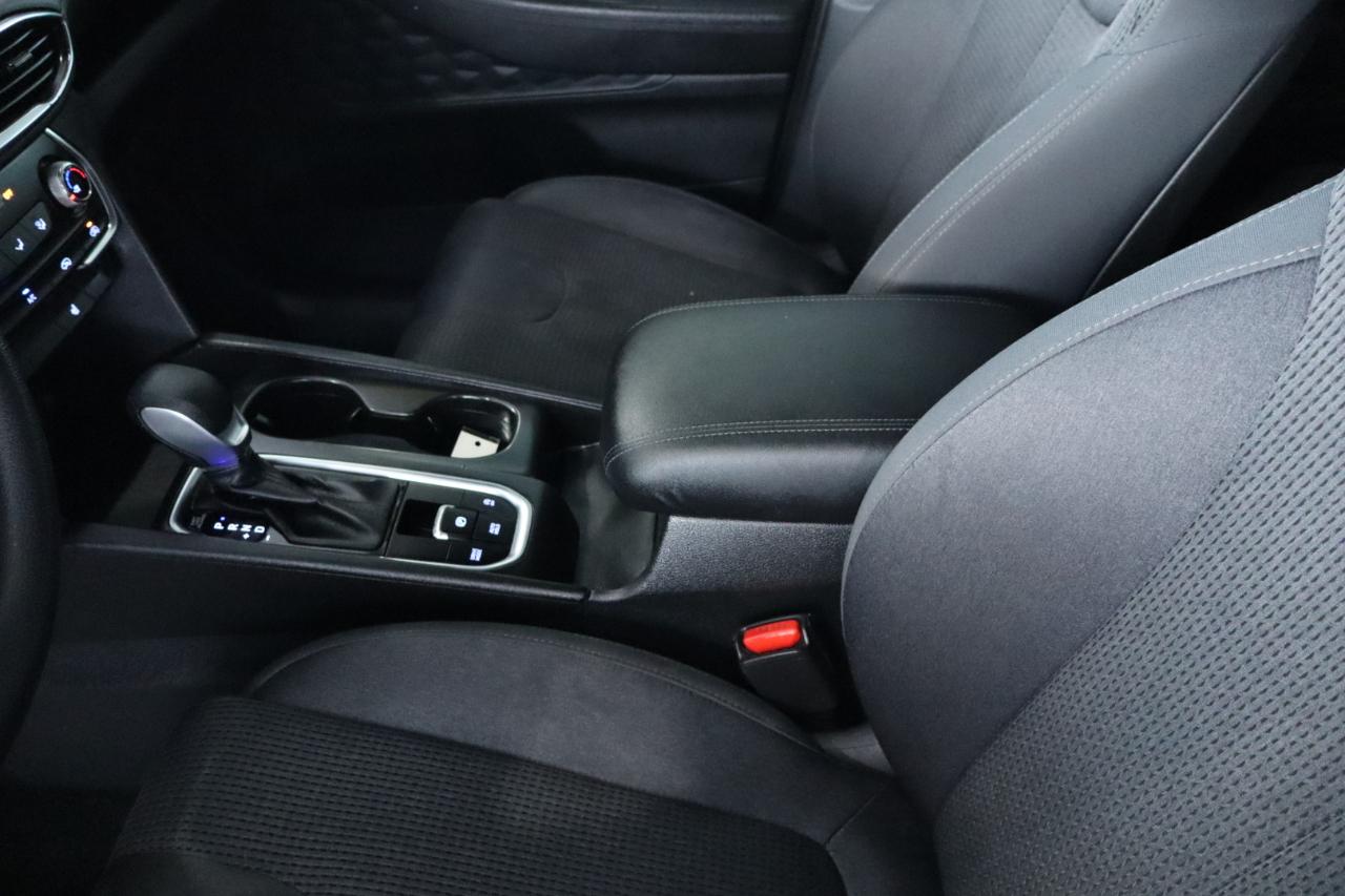 Hyundai Santa Fe SEL 2.4L Auto FWD 2020