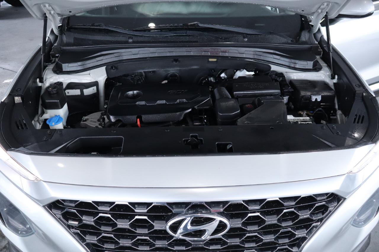 Hyundai Santa Fe SEL 2.4L Auto FWD 2020