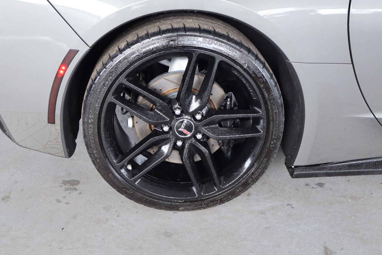 Chevrolet Corvette 2dr Stingray Z51 Cpe w/2LT 2015