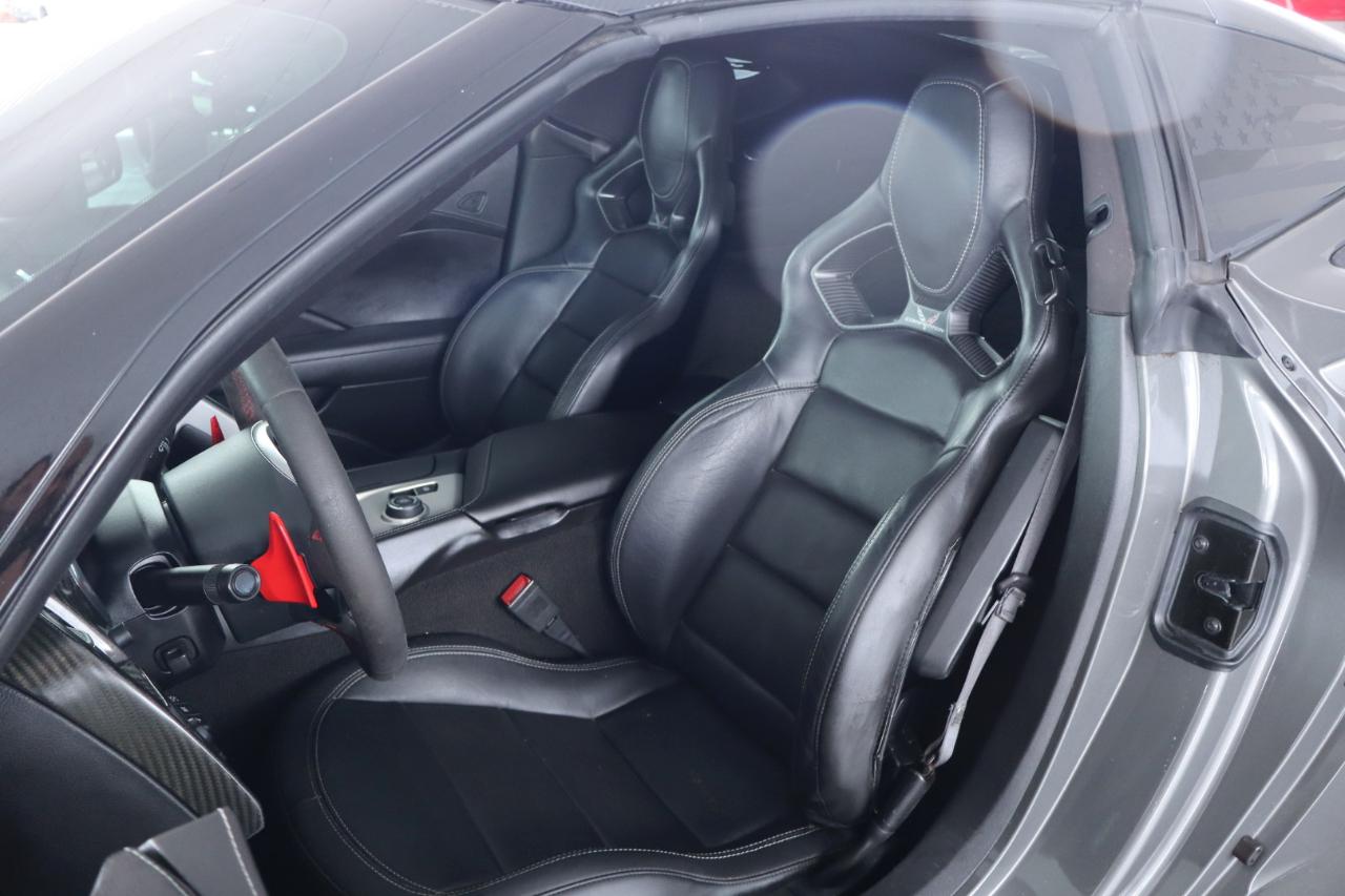 Chevrolet Corvette 2dr Stingray Z51 Cpe w/2LT 2015