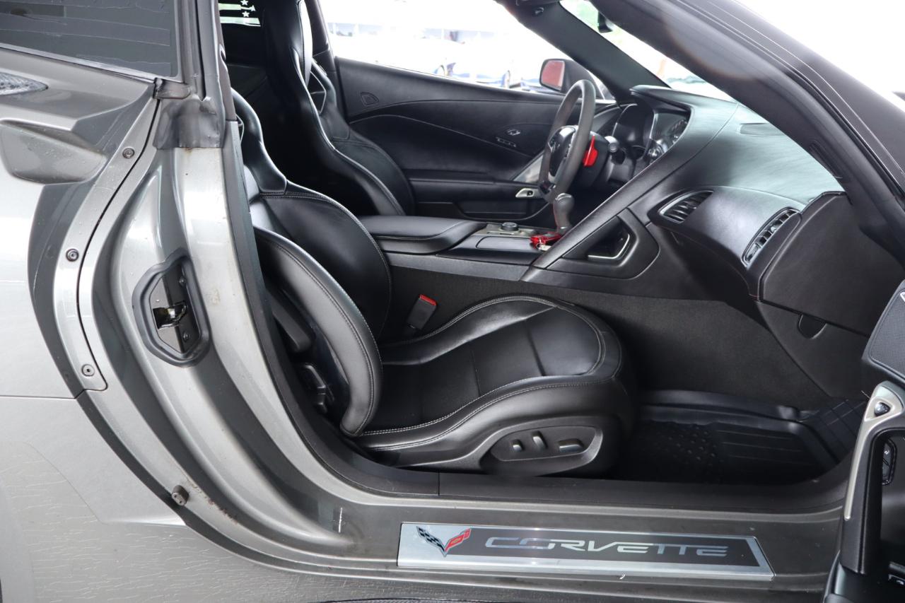 Chevrolet Corvette 2dr Stingray Z51 Cpe w/2LT 2015