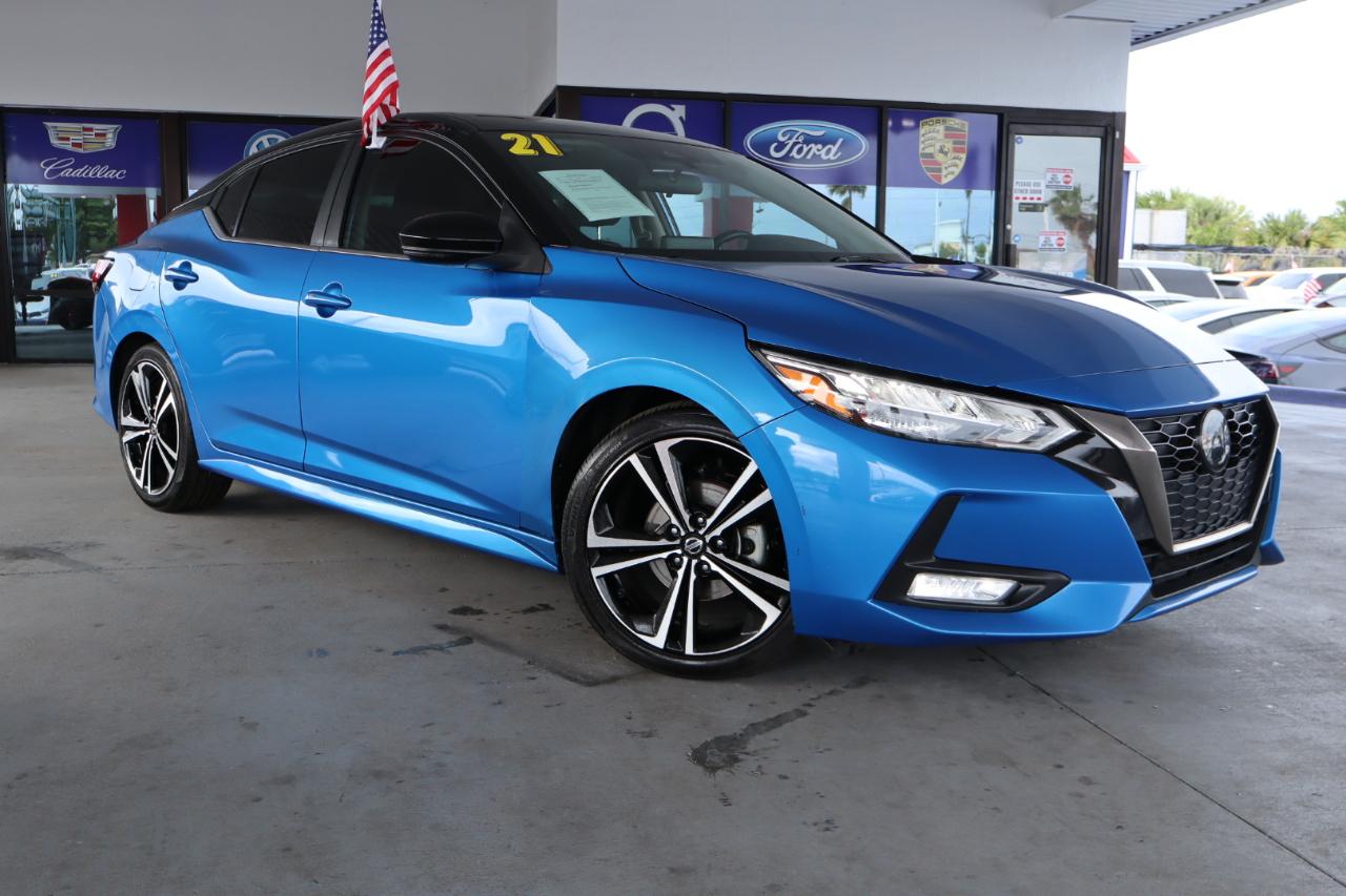 Nissan Sentra SR CVT 2021