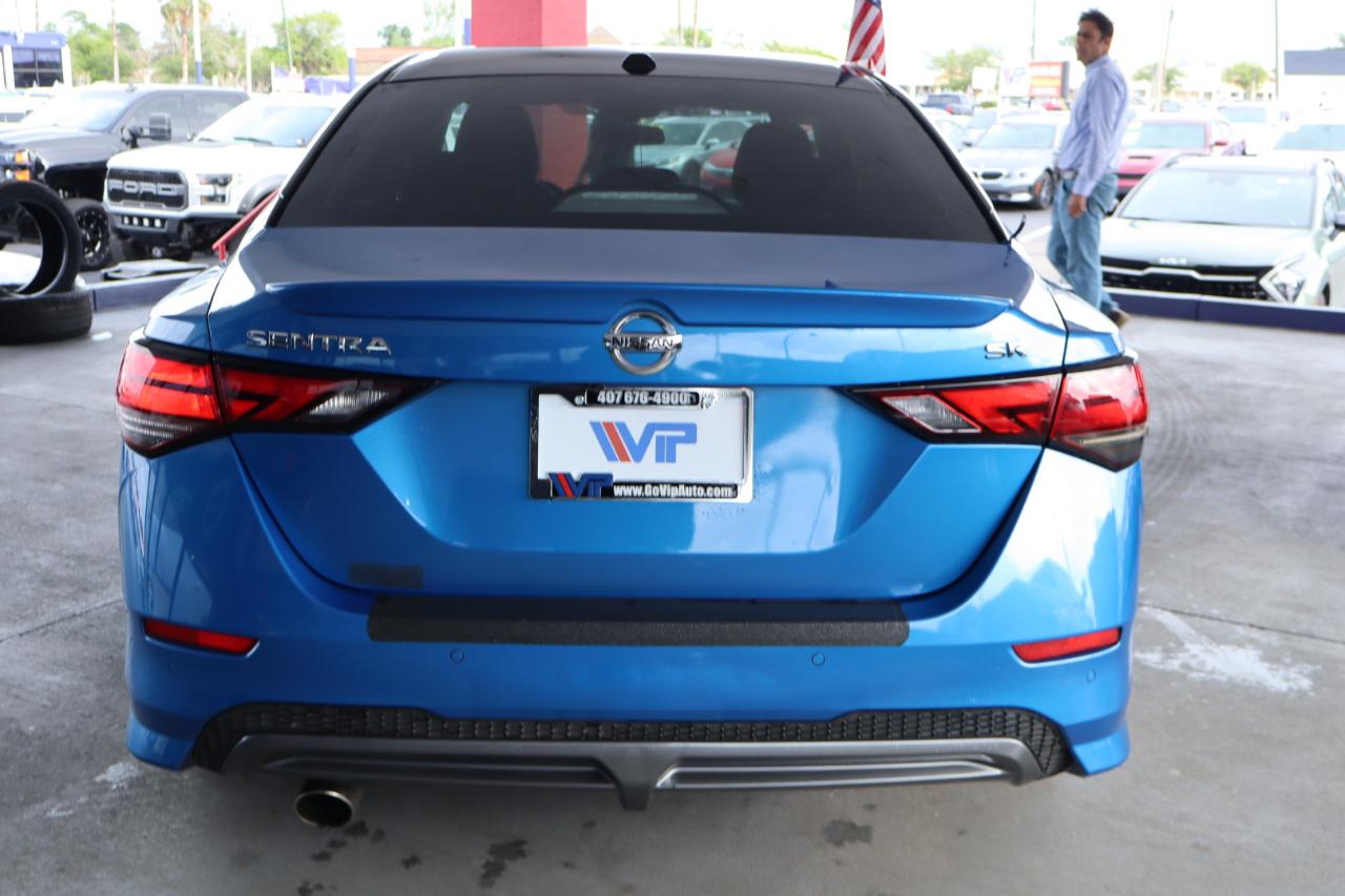 Nissan Sentra SR CVT 2021