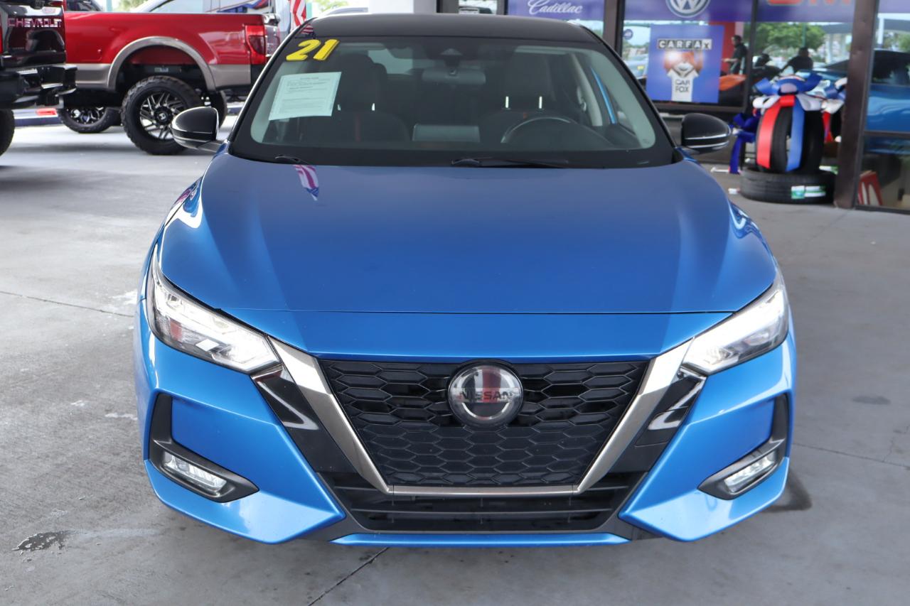 Nissan Sentra SR CVT 2021