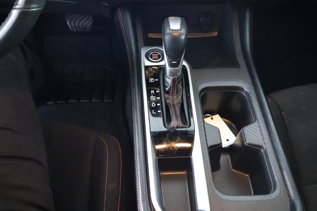 Nissan Sentra SR CVT 2021