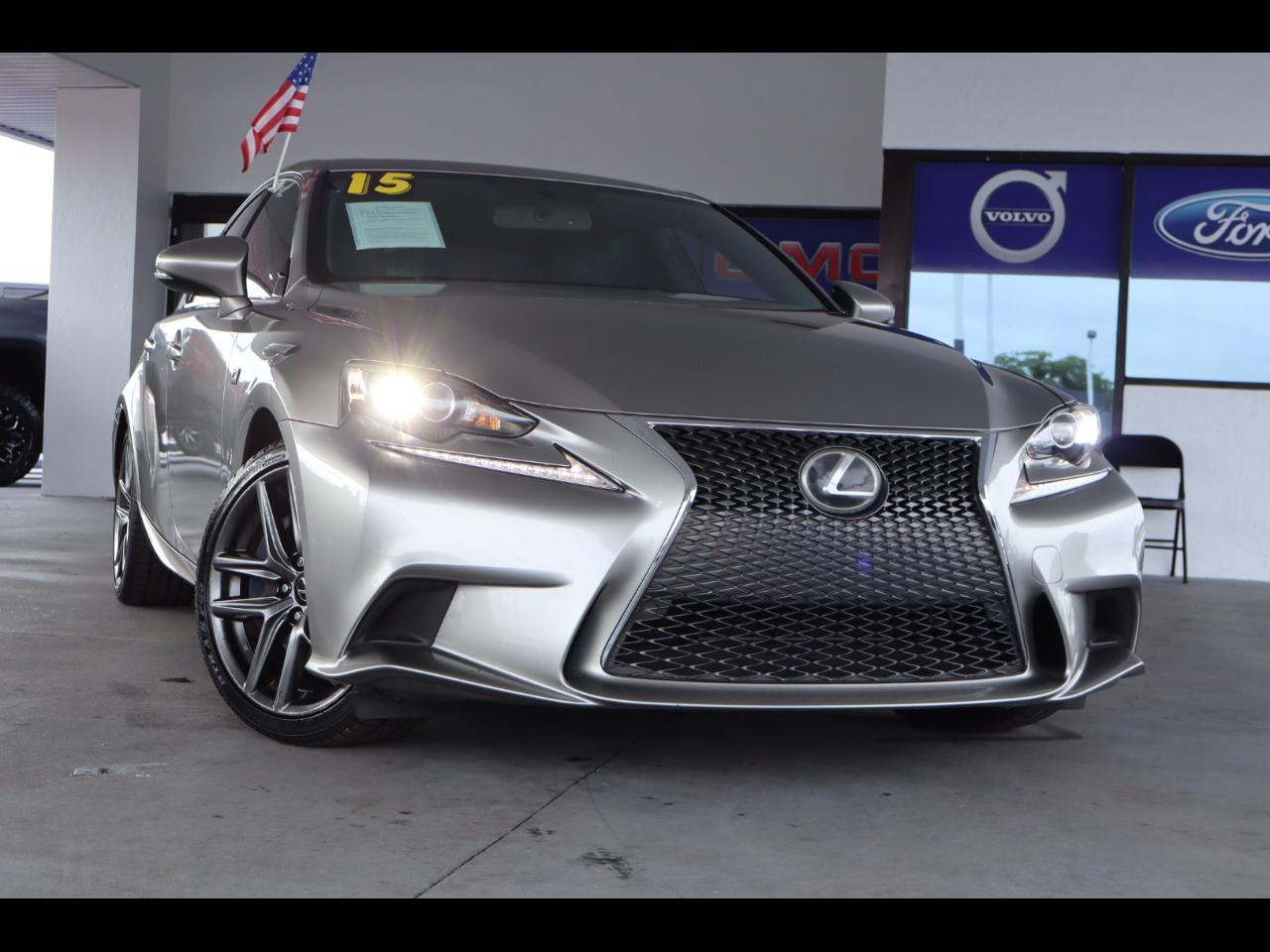 Lexus IS 200t 4dr Sdn 2016