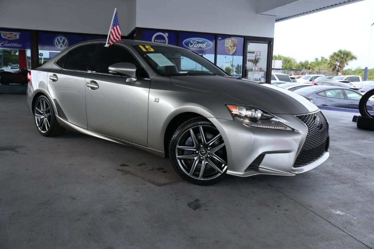 Lexus IS 200t 4dr Sdn 2016