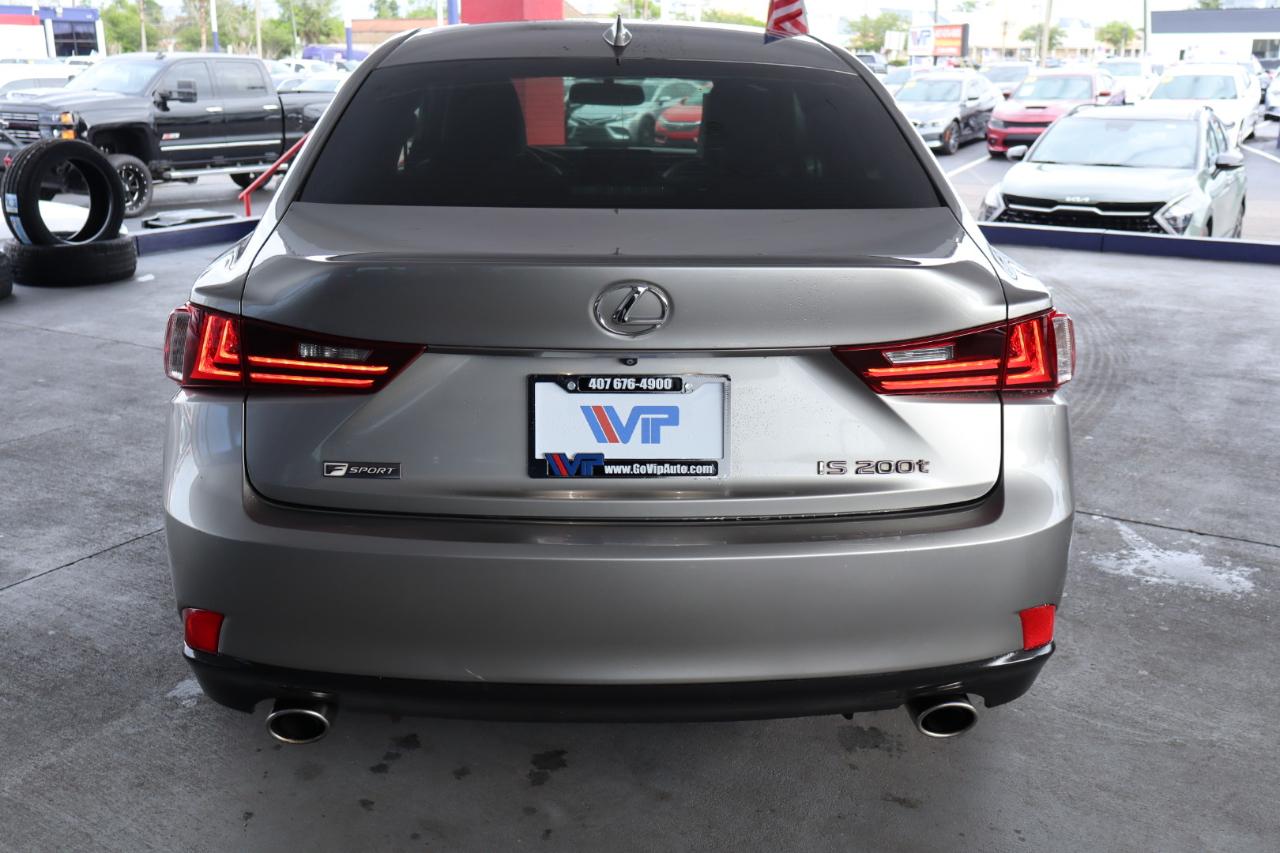 Lexus IS 200t 4dr Sdn 2016