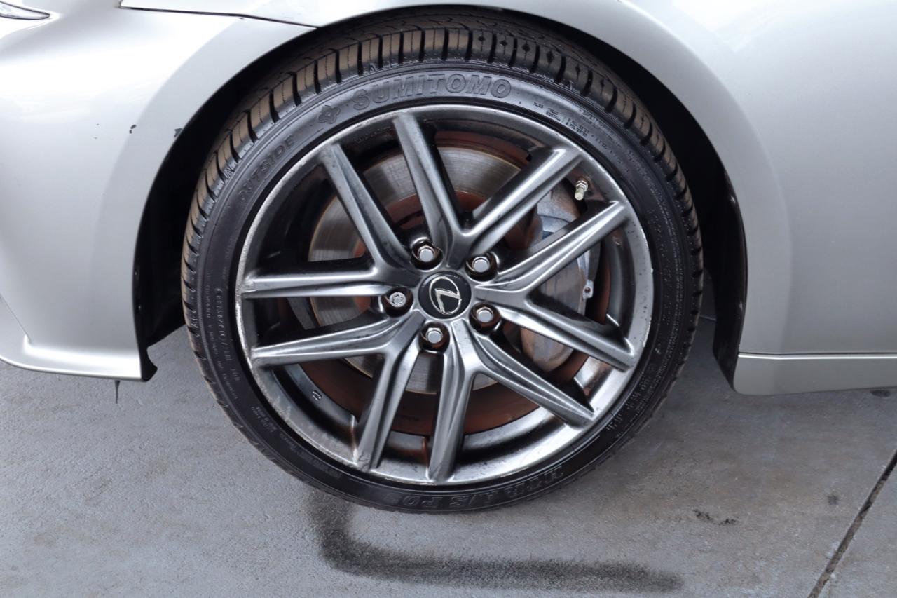 Lexus IS 200t 4dr Sdn 2016