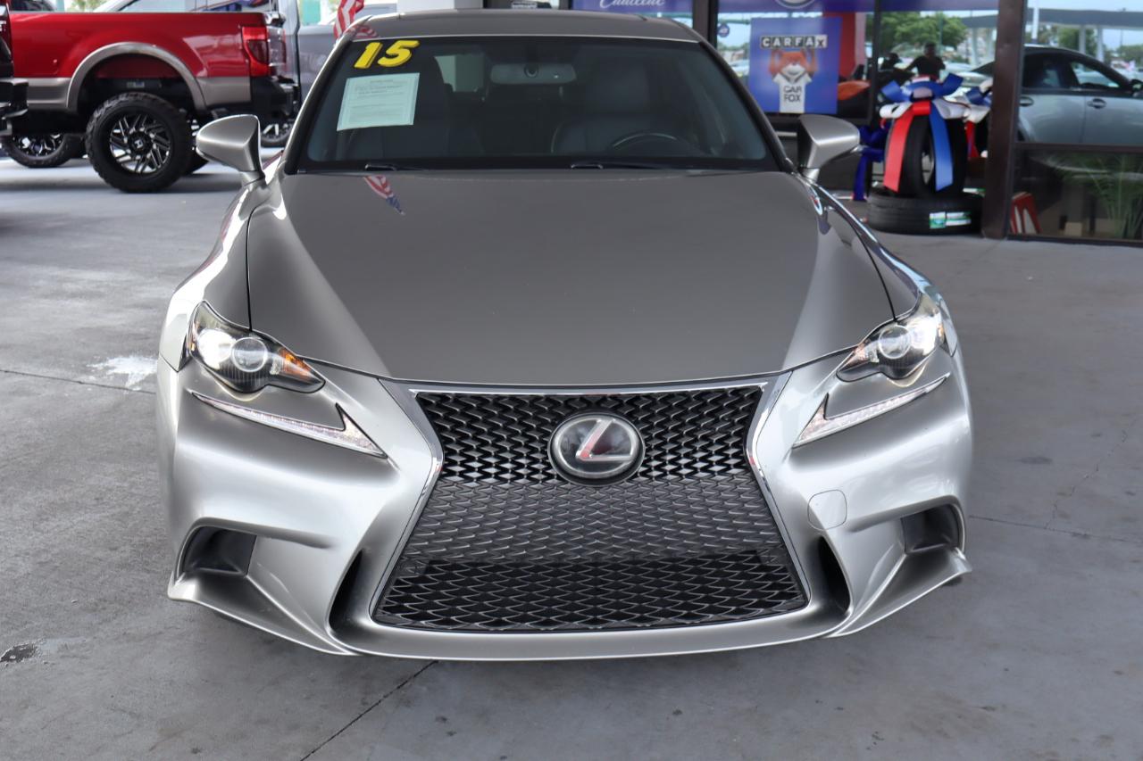 Lexus IS 200t 4dr Sdn 2016