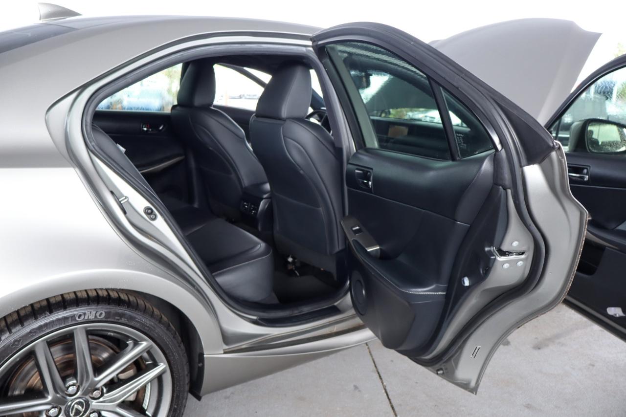 Lexus IS 200t 4dr Sdn 2016