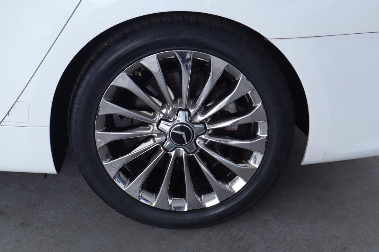 Kia K900 4dr Sdn V8 Luxury 2016