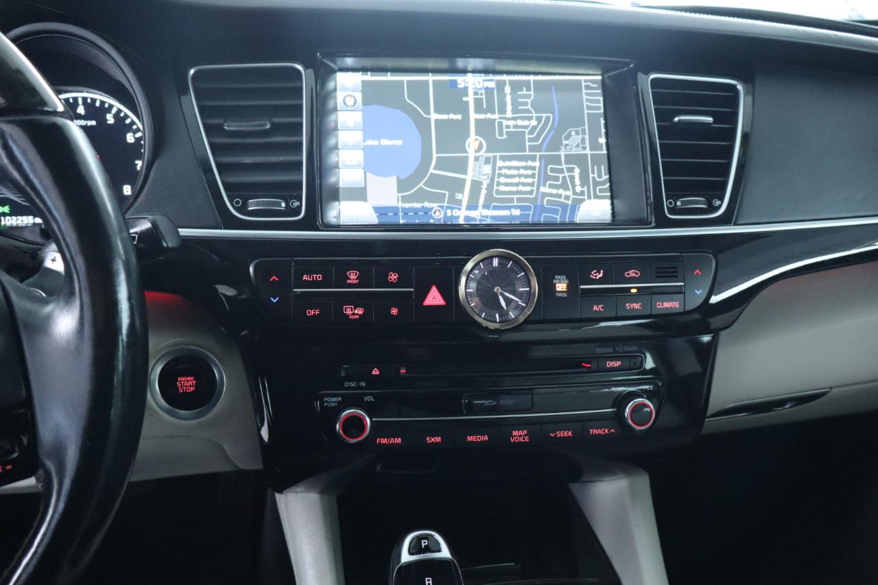 Kia K900 4dr Sdn V8 Luxury 2016