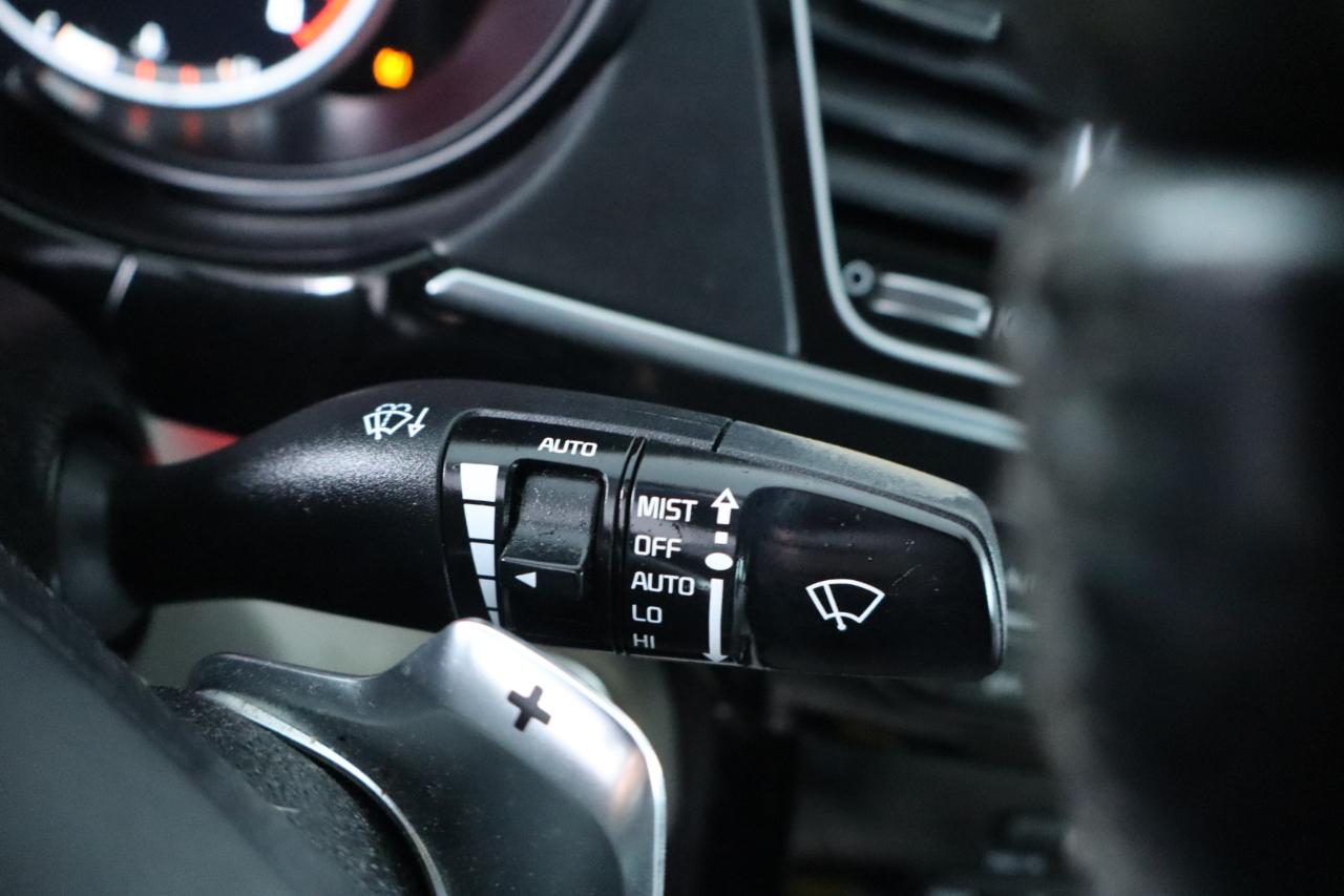 Kia K900 4dr Sdn V8 Luxury 2016