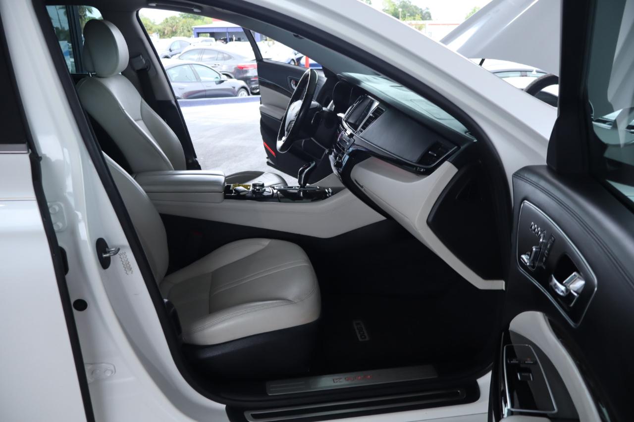 Kia K900 4dr Sdn V8 Luxury 2016