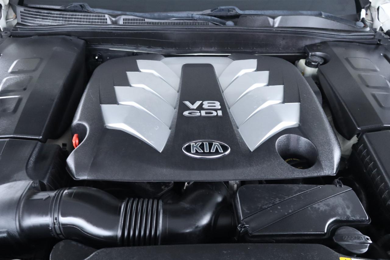 Kia K900 4dr Sdn V8 Luxury 2016
