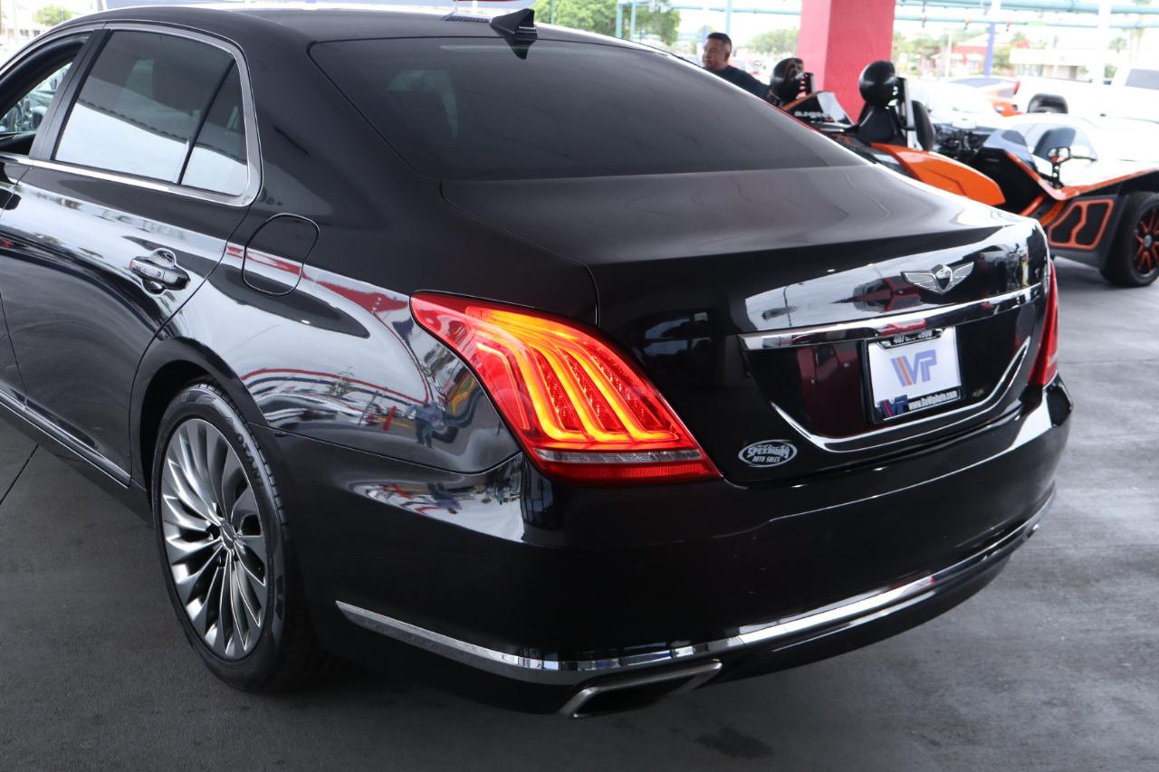 Genesis G90 3.3T Premium RWD 2018