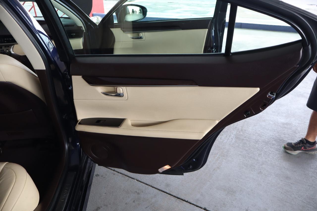 Lexus ES ES 350 FWD 2018