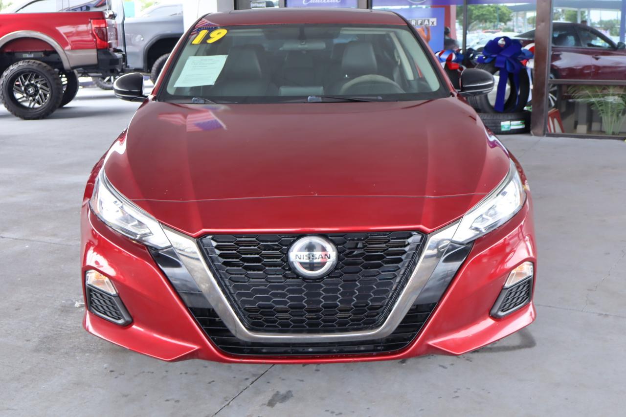 Nissan Altima 2.5 SR Sedan 2019