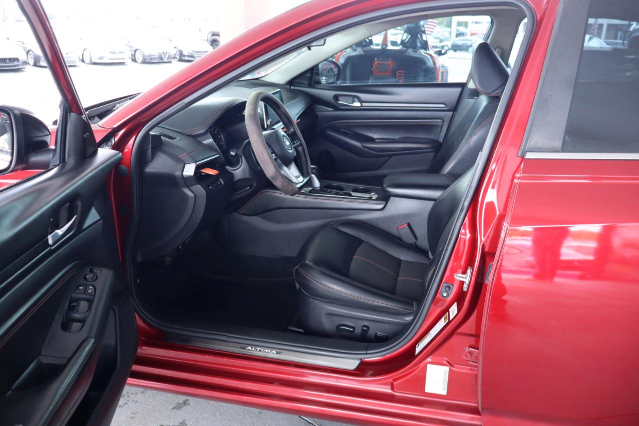 Nissan Altima 2.5 SR Sedan 2019