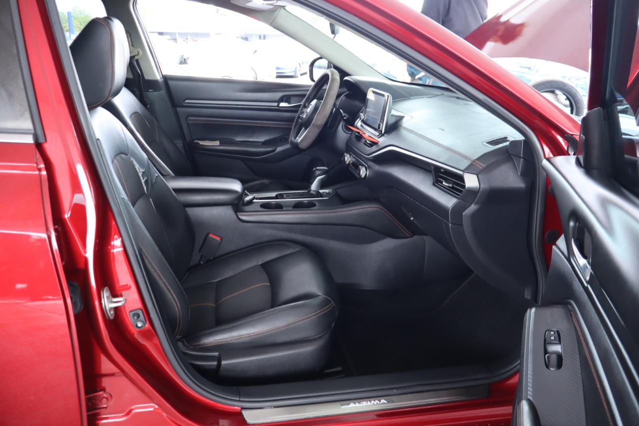 Nissan Altima 2.5 SR Sedan 2019