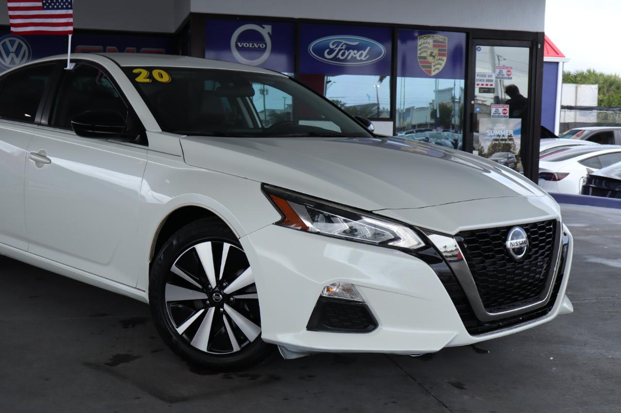 Nissan Altima 2.5 SR Sedan 2020
