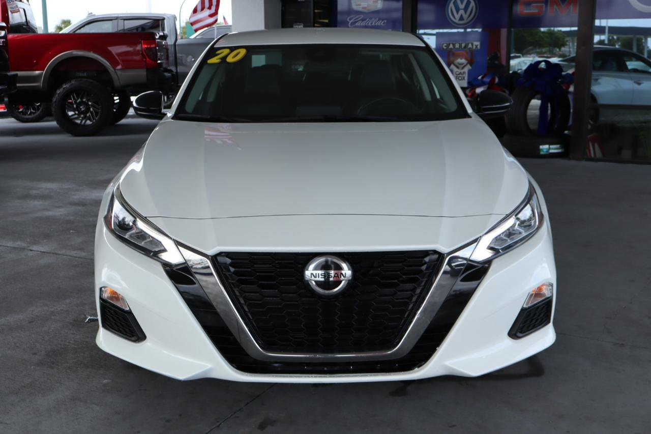 Nissan Altima 2.5 SR Sedan 2020