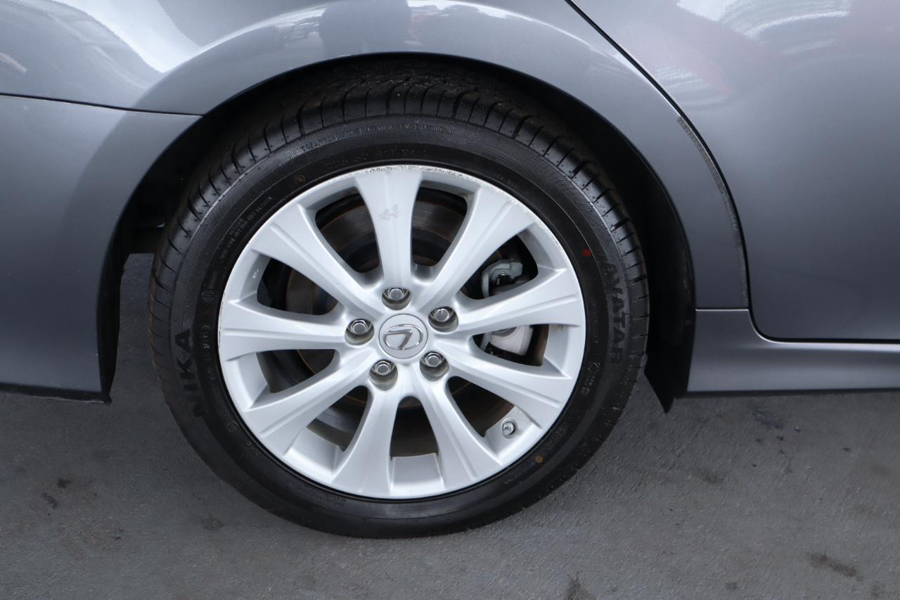 Lexus GS 200T 4dr Sdn RWD 2016