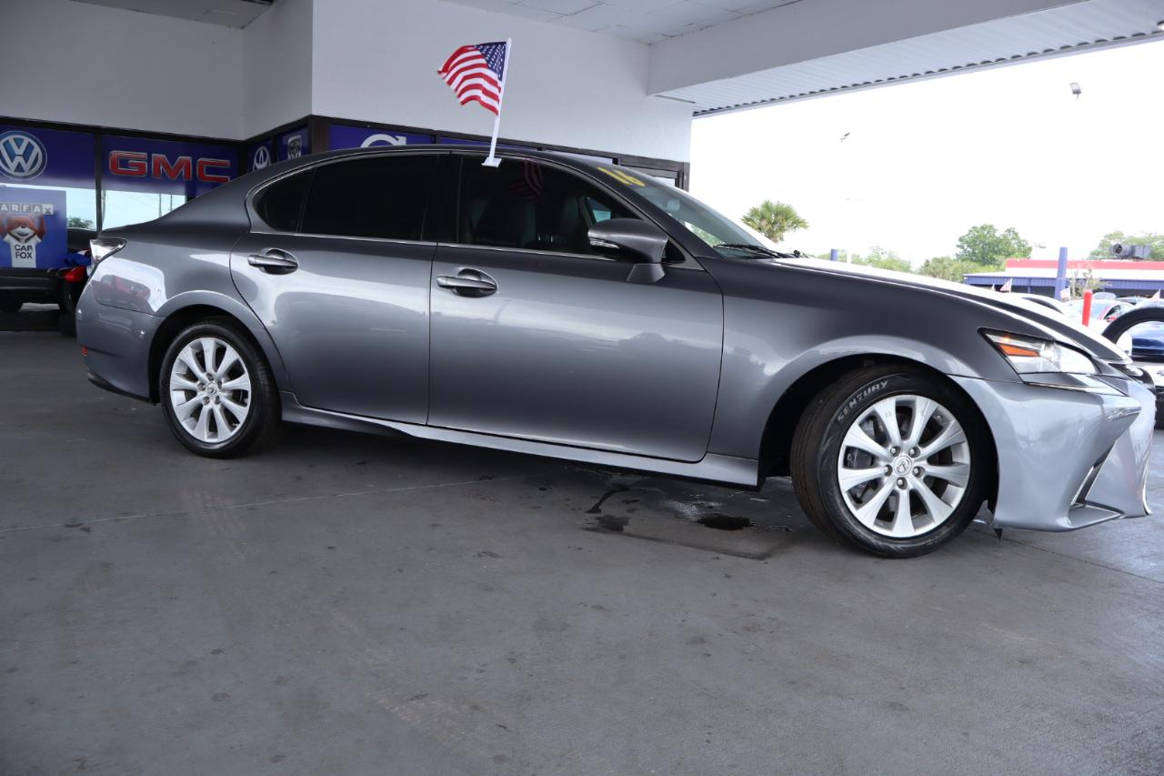 Lexus GS 200T 4dr Sdn RWD 2016