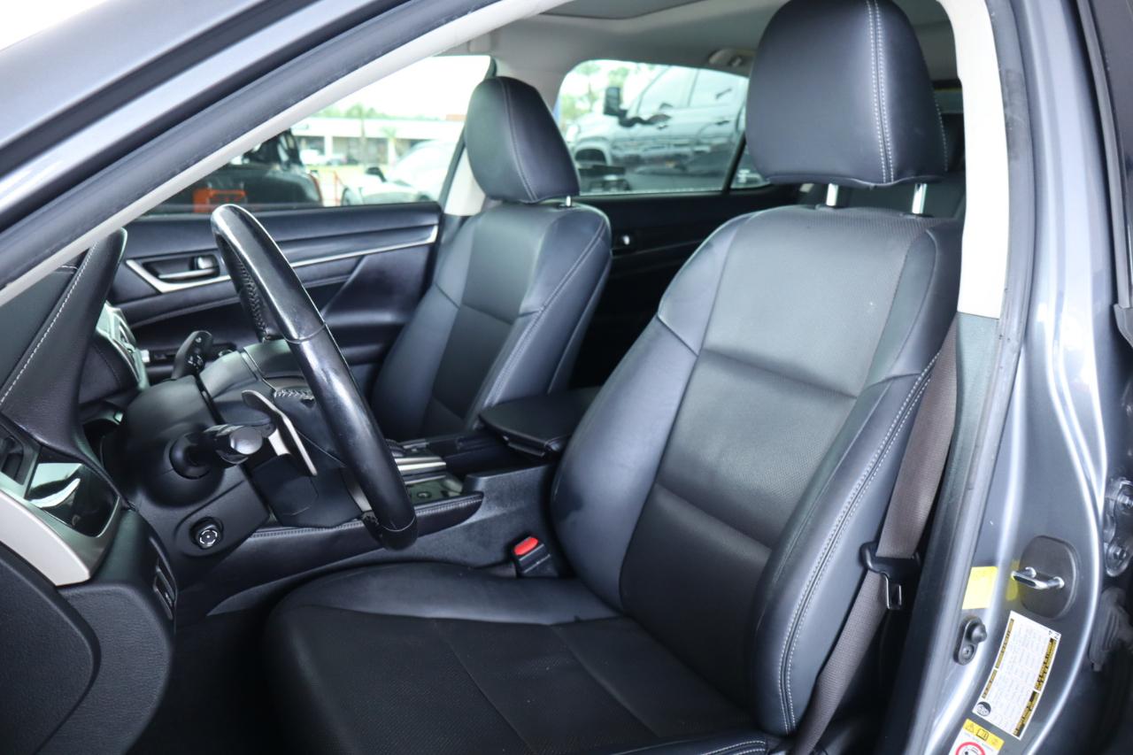 Lexus GS 200T 4dr Sdn RWD 2016